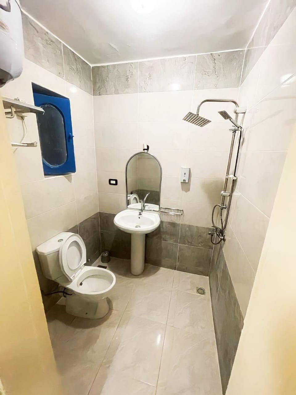 Golden Sun Hotel - Gurdaka Kültér fotó