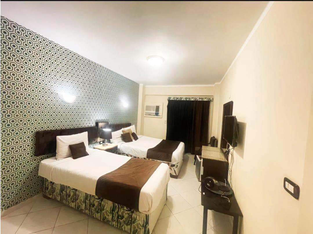 Golden Sun Hotel - Gurdaka Kültér fotó